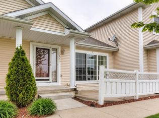 4225 155th St, Urbandale, IA 50323