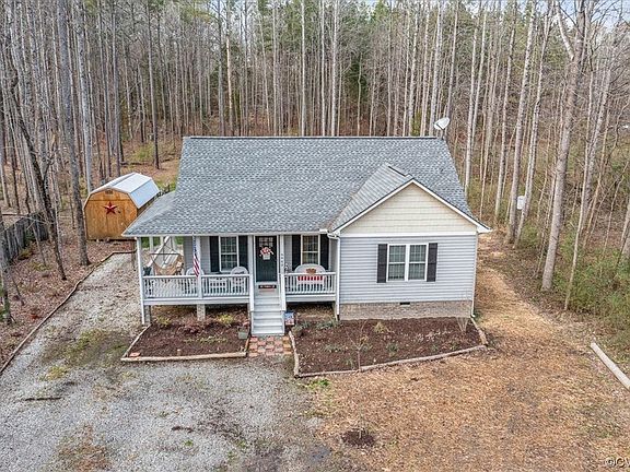 2nd image of 6440 Crump Acres Trl