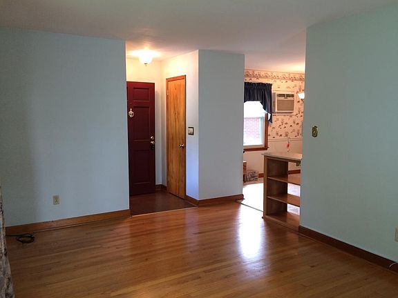 4th image of 1325 Buena Vista Blvd SE