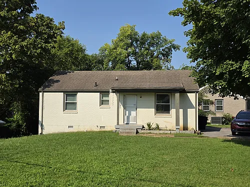 5025 Madeline Dr Photo 1