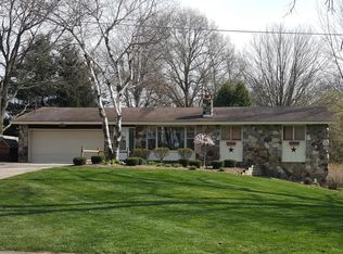 686 Lillian St, Holland, MI 49424