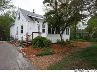 27 Pine Trl, Fairview Heights, IL 62208