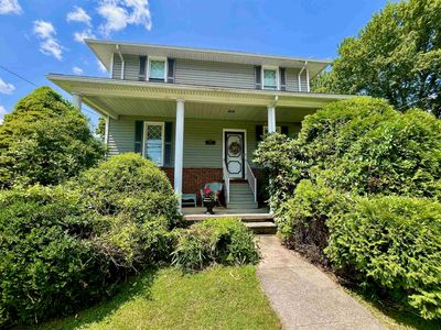 402 S Main St, Masontown, WV, 26542
