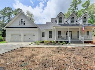 1040 Windsor Trl, Roswell, GA 30076