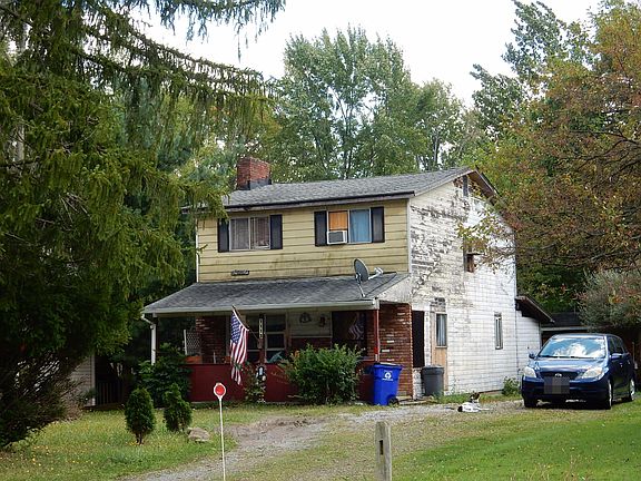 3rd image of 1113 East Blvd
