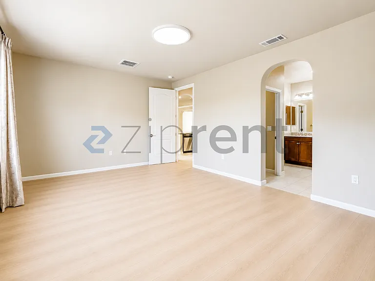 5617 Monaghan Way — Photo 10