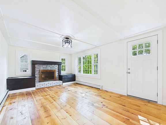 5th image of 17 Winthrop Rd