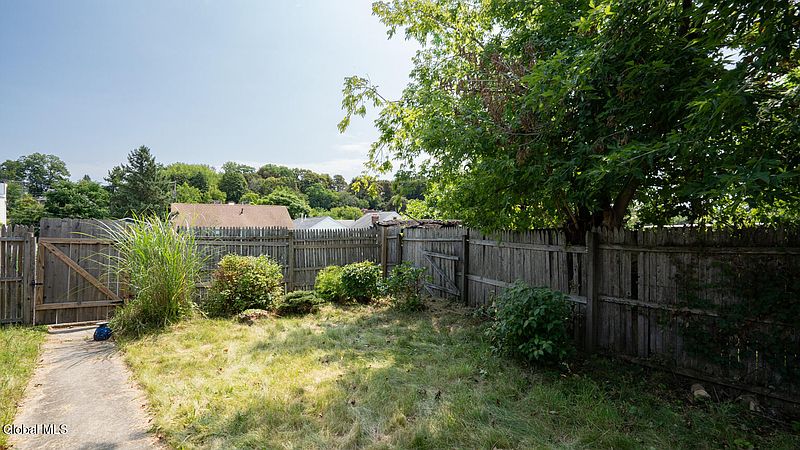 4th image of 47 13th Street