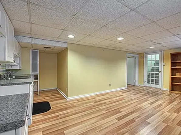 325 Bullock St, Fall River, MA 02720