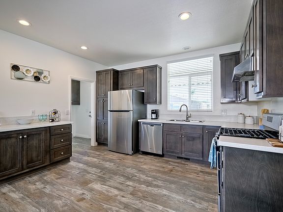 5th image of 1415 S Pine St #10