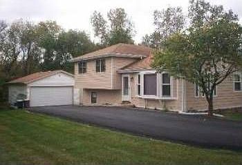 2nd image of 28W561 Barnes Ave