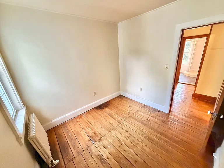 30 Sherman St — Photo 23