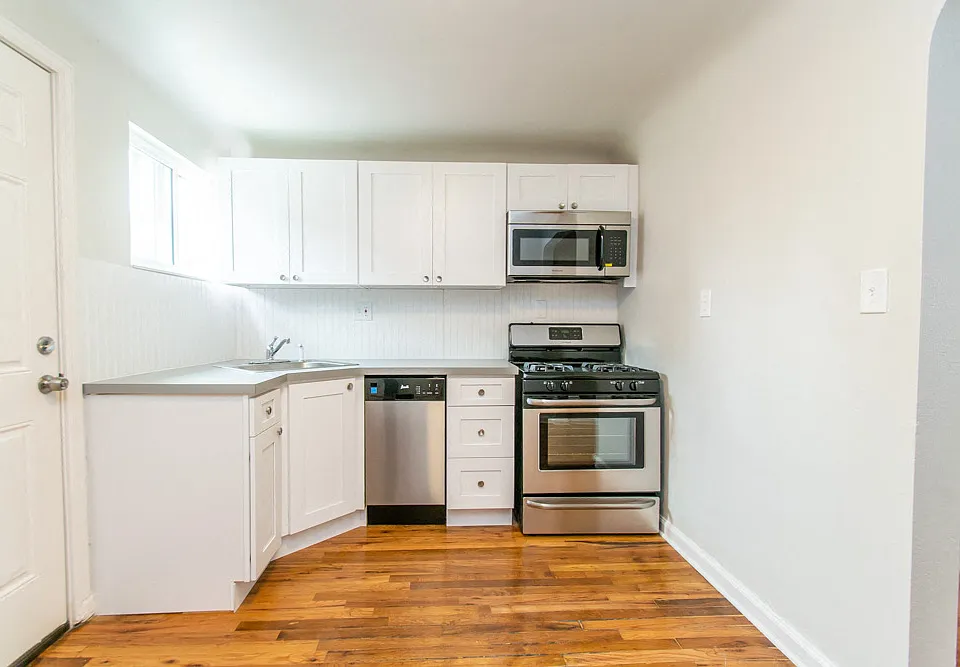 2210 Harlan St