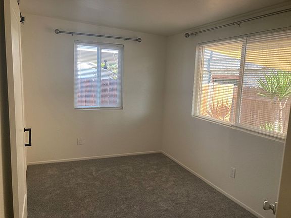 5th image of 3359 Landis St APT C