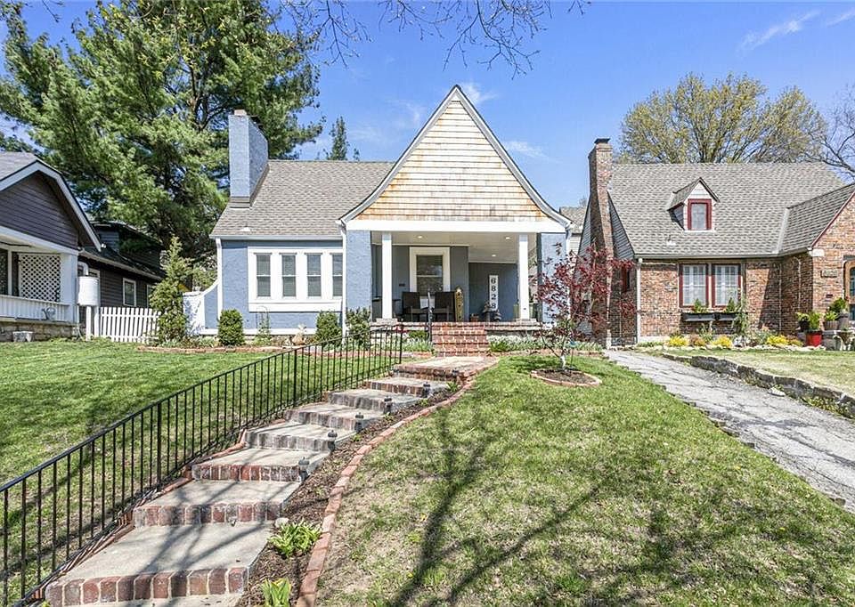 6828 Rockhill Rd, Kansas City, MO 64113 Zillow