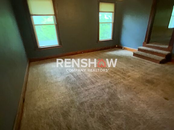 4th image of 704 Finley St APT 4