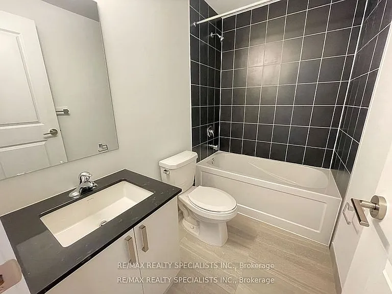 1095 Douglas McCurdy Cmn #157 — Photo 13
