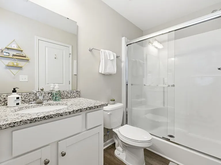 3557 Bristol Ln — Photo 10
