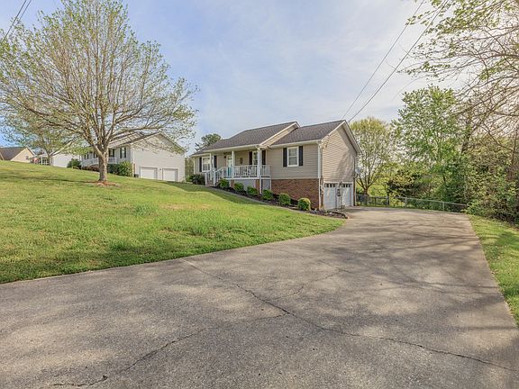 4th image of 489 Misty Ridge Ln
