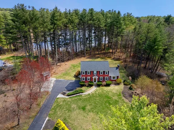 24 Britt Ln, Groton, MA 01450
