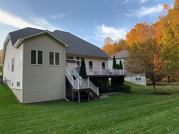 2nd image of 6 Rose Ridge Ct