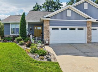 791 Country View Ln, Lake Mills, WI 53551