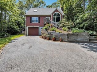 25 Moon Compass Ln, Sandwich, MA 02563