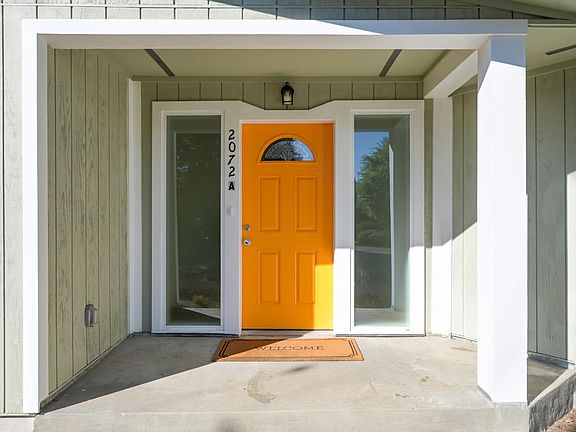 3rd image of 2072 Feliz Road