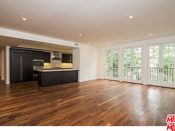 5th image of 4661 Wilshire Blvd Unit 102