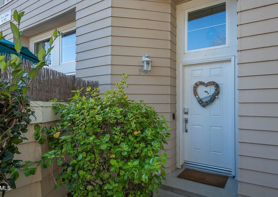 1st image of 909 Gilbert Ln