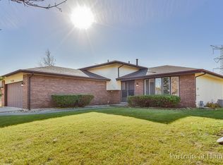 2409 Durness Ct, Crest Hill, IL 60403