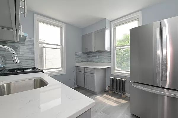 1st image of 21-25 21st St #2