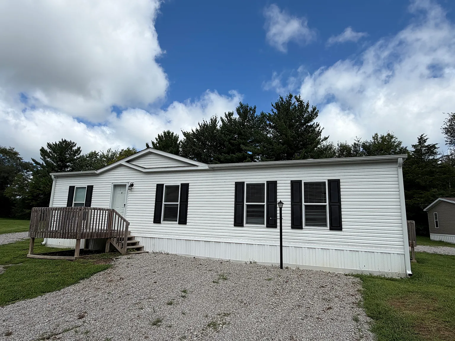3 bed, 1344 sqft, $1,350 — Photo 1