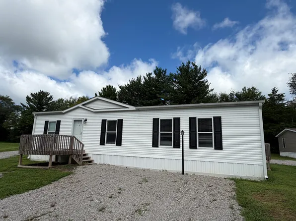 510 N Range St, Westport, IN