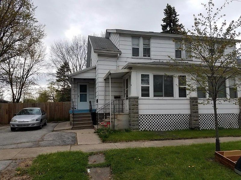 1st image of 1906 S Warner St