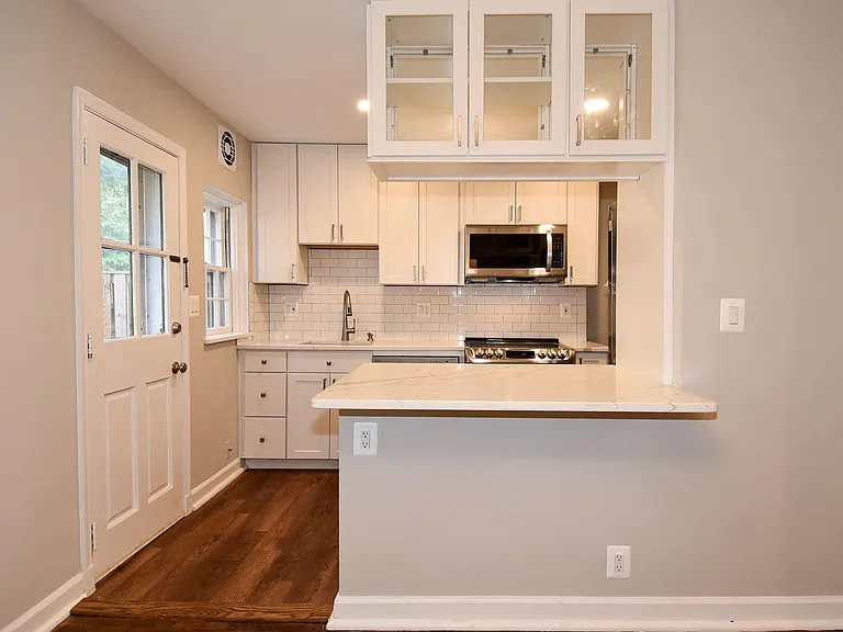 3402 S Stafford St — Photo 10