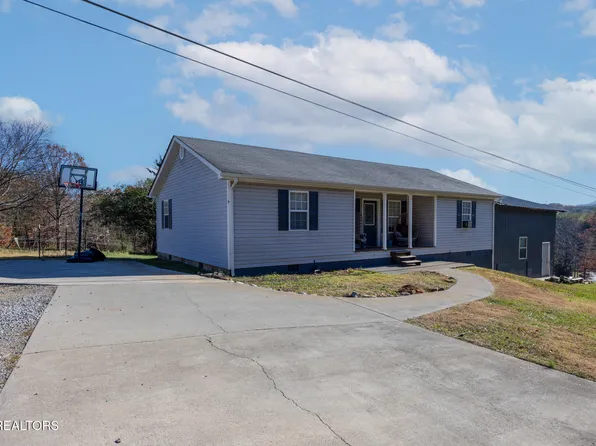 196 Akins Rd, Tellico Plains, TN 37385