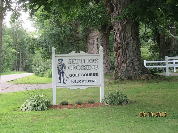 Walk to the clubhouse
