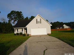 106 Mint Julep Ct, Raeford, NC 28376