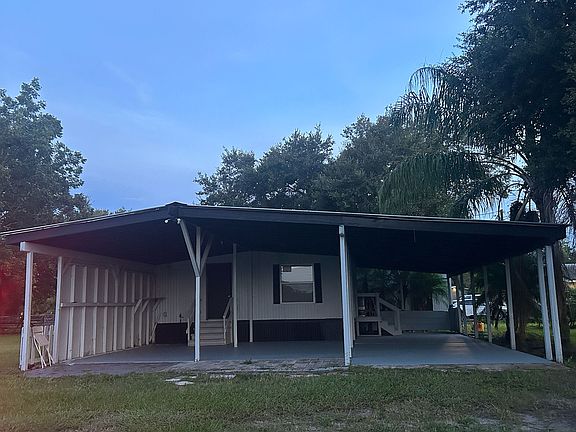 4th image of 3844 Hixon Ave #1