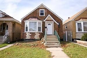 1st image of 2948 N Neenah Ave