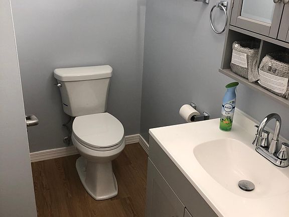 3rd image of 2502 Thornhill Dr