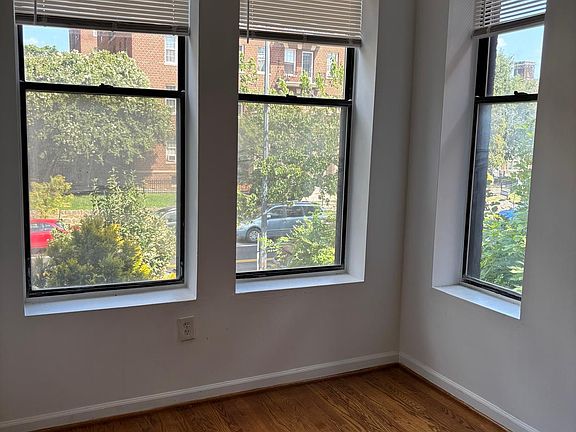 3rd image of 2514 13th St NW APT 02