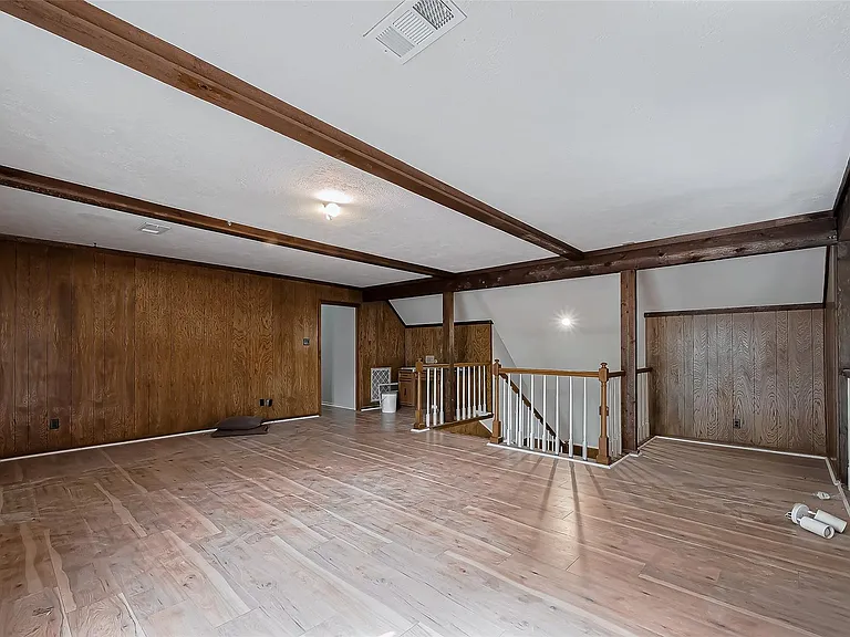 811 Loire Ln — Photo 20