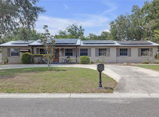2704 Dorene Dr, Plant City, FL 33563