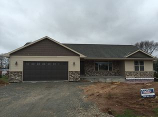 265 McKenzie Ln, Green Bay, WI 54311