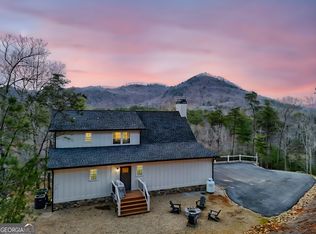 63 Redwood Ln, Tiger, GA 30576