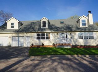 219 Summit St, Lodi, WI 53555