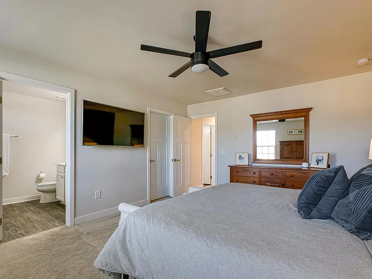 241 Misty Pike Dr — Photo 36