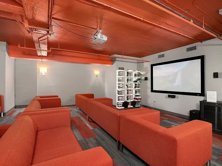 565 W Quincy St #1013 — Photo 24